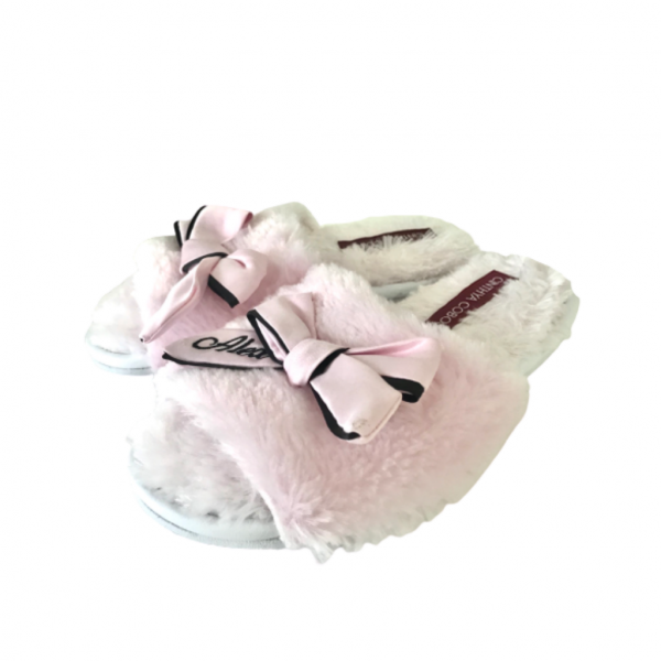 Fluffy lasso slippers